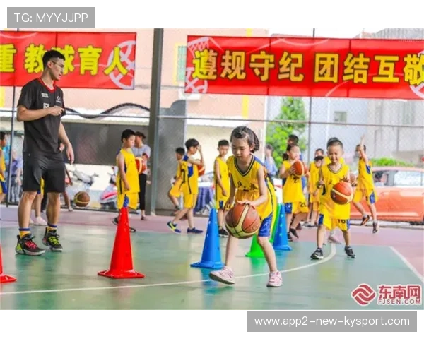 篮球联赛与社区合作开展青少年公益教学活动，社区公益篮球活动方案